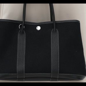 ISO Hermes Garden Party 30